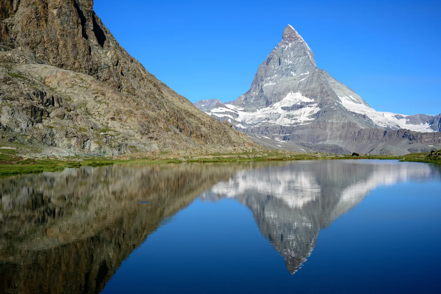 Morning at the Riffelsee, looking towards the Matterhorn.